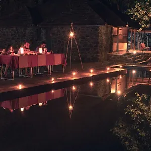 Quiet By The River- Cgh Earth Resort